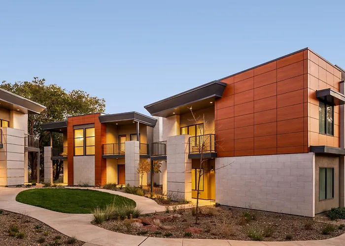 Casitas At The Hoodoo Moab, Curio Collection By Hilton