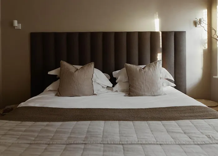 Hideout Hotel