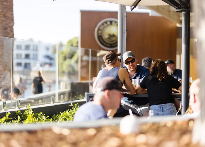 The Marina Hotel - Mindarie