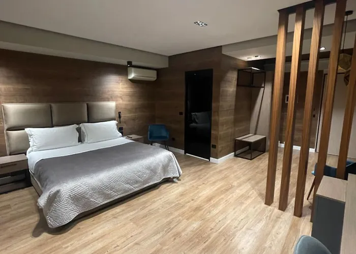 Hotel Oresti Center