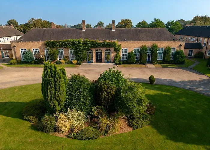 Hemswell Court