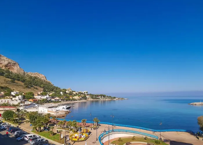 B&B Una Terrazza Sul Golfo Di Sferracavallo
