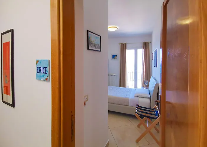B&B Una Terrazza Sul Golfo Di Sferracavallo