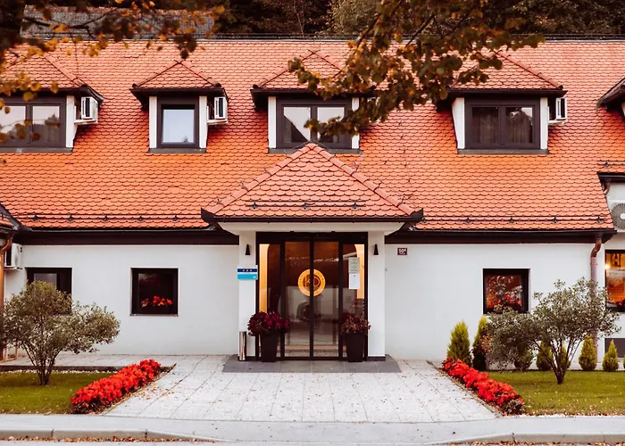 Kozjanski Dvor