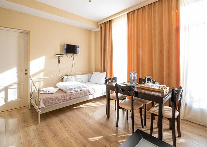 Hotel Legiandro Surami