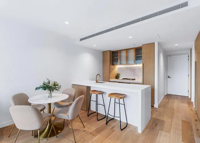 Collins House Apartments By Cllix