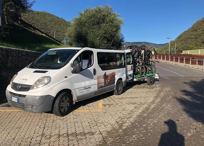 Albergo Aduepassi&Servizio Bike Shuttle