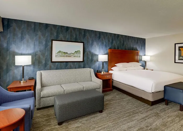 Drury Inn & Suites St. Louis St. Peters