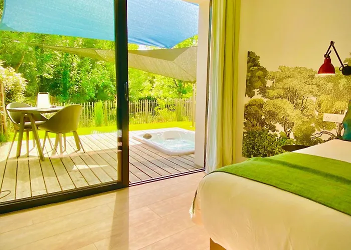 Chambres avec Jacuzzi privatif - Kassiopée Bed&Spa