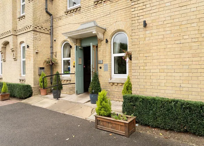The Finch Hatton Arms