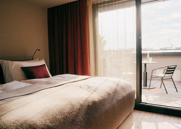 Weltwien Luxury Art Apartments & Free Parking
