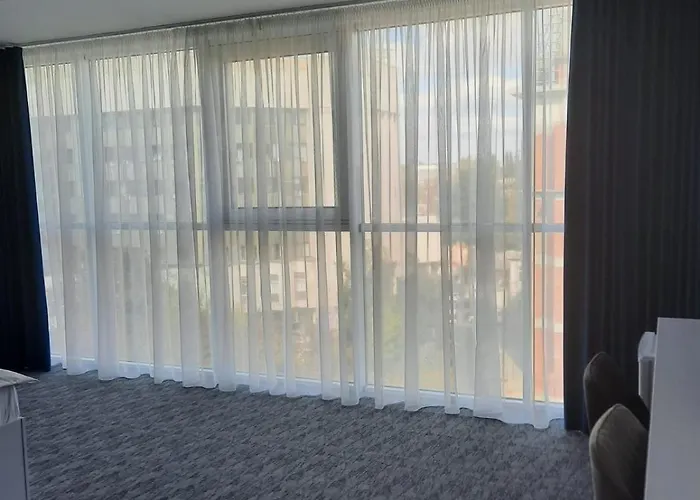 Glass Cube Hotel