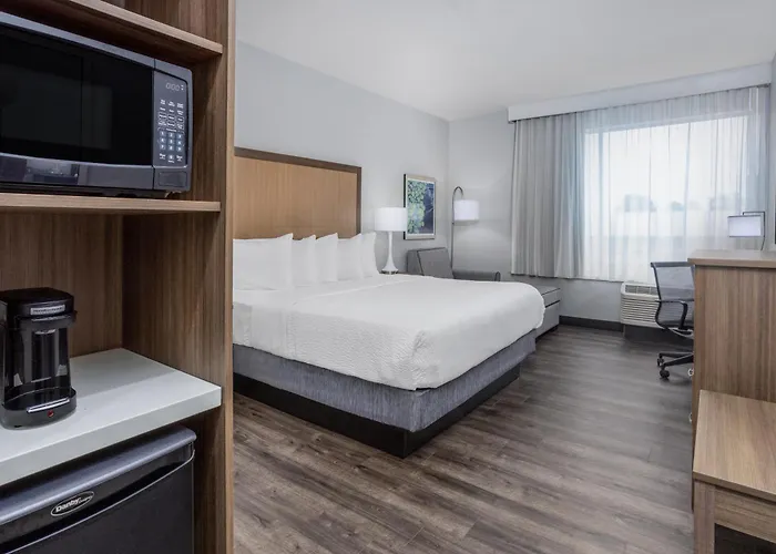 La Quinta Inn & Suites By Wyndham Valdosta