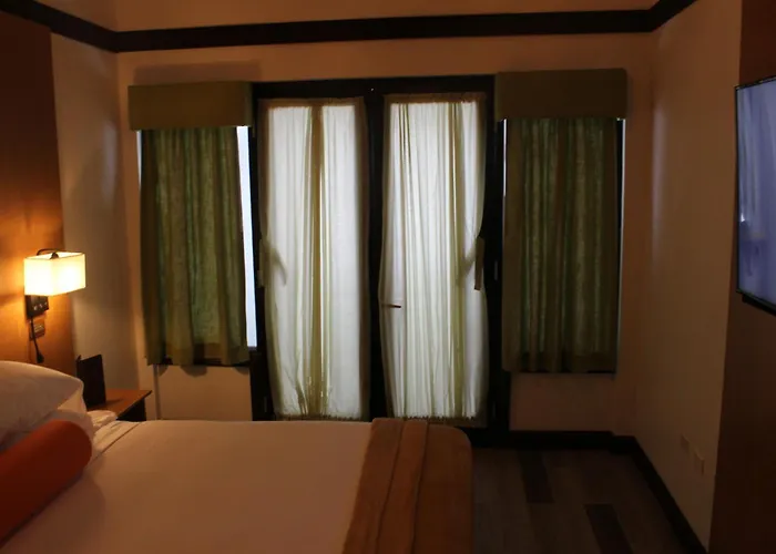 Sago Palm Hotel
