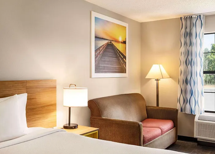 Days Inn By Wyndham Shallotte