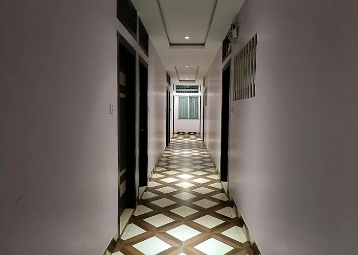 Hotel Satyam