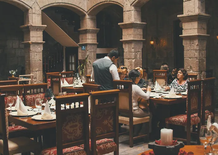 Roka Plaza Hotel Boutique
