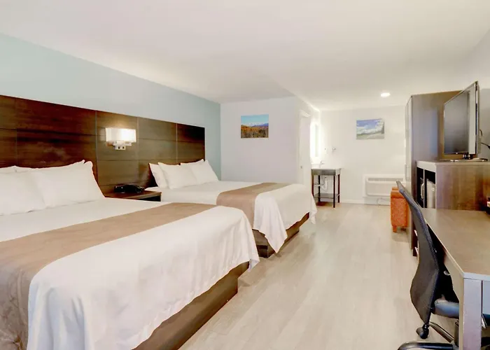 Quality Inn & Suites Lincoln I-93