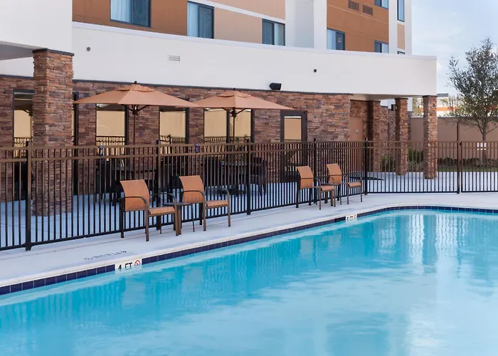 Courtyard By Marriott Houston North/Shenandoah