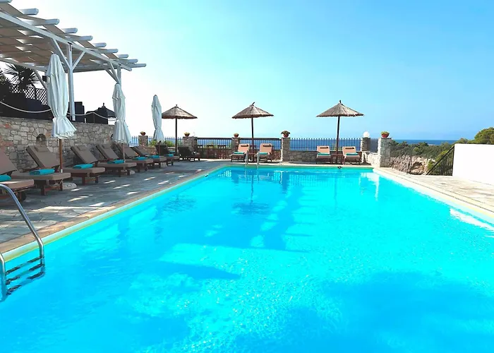 Yalis Hotel