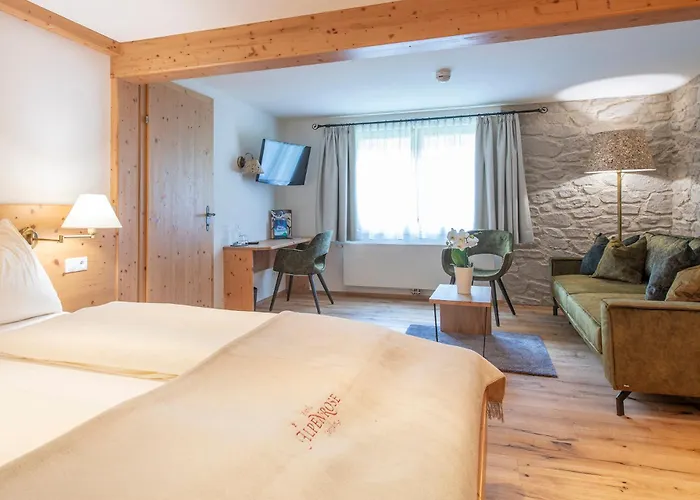 Hotel Alpenrose