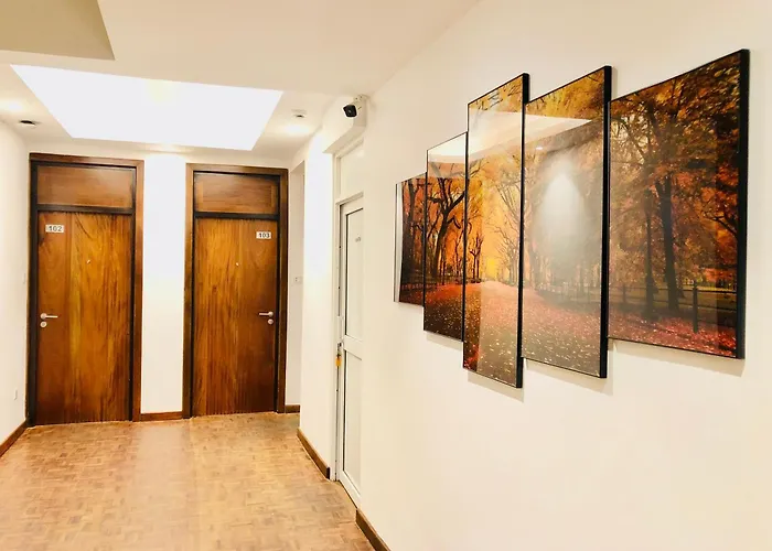 Tropic Inn - Mount Lavinia