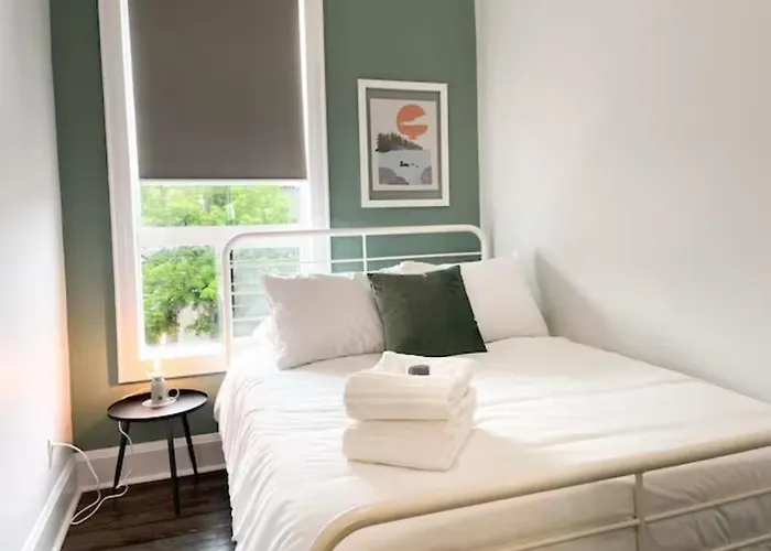 Lake Superior Boutique Hotel
