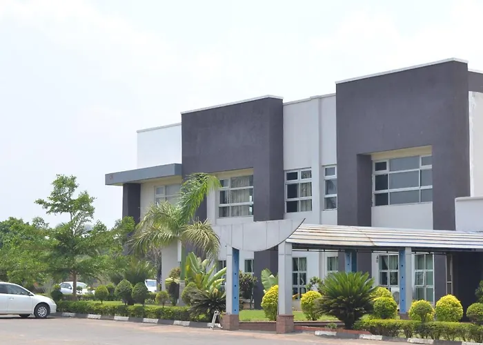 Moba Hotel & Convention Centre