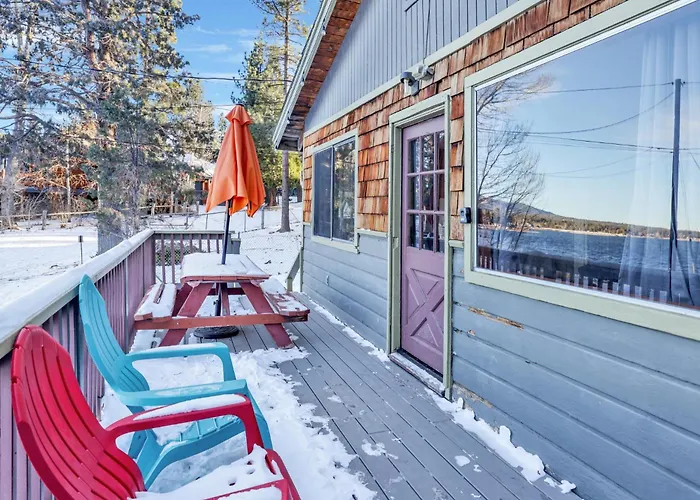 Lakefront Family Cabin By Big Bear Vacations