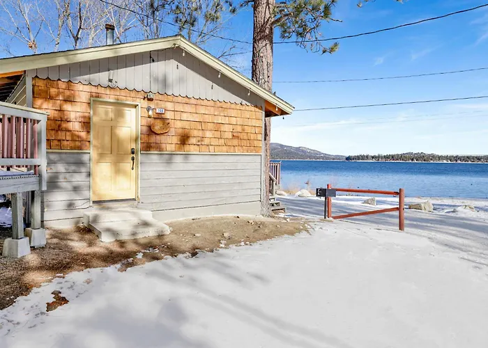 Sunrise Lakefront Family Cabin By Big Bear Vacations