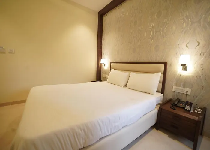 Aceotel Select Mayur