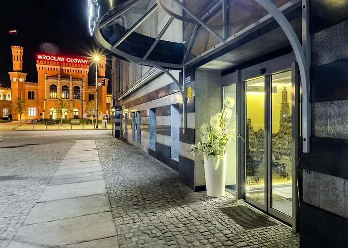 Hotel Sofia By The Railway Station Wroclaw