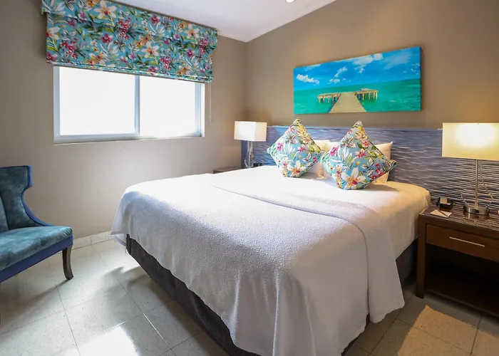 Orchid Key Inn - Adults Only