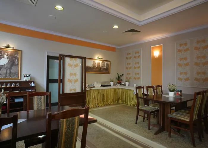 Hotel Alexandra