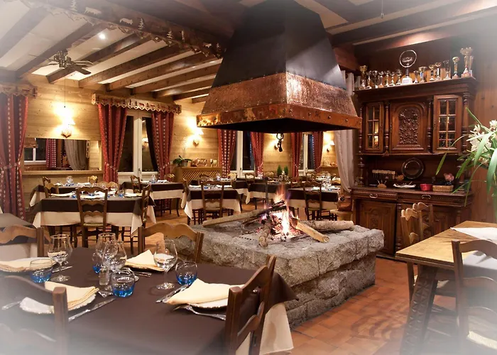 Hotel - Restaurant - Bar - Le Sapin Fleuri