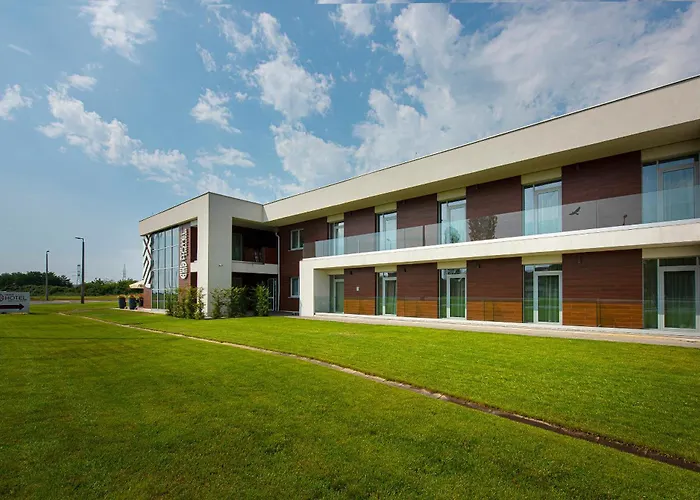Outlet Hotel Polgár