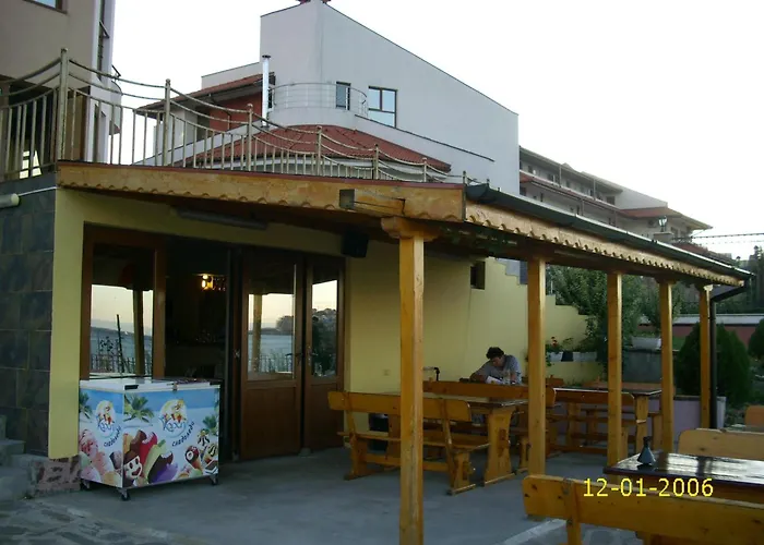 Barex Family Hotel