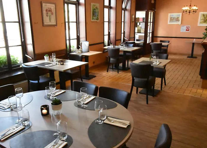 Logis Hotel & Restaurant - Le Saint Sebastien