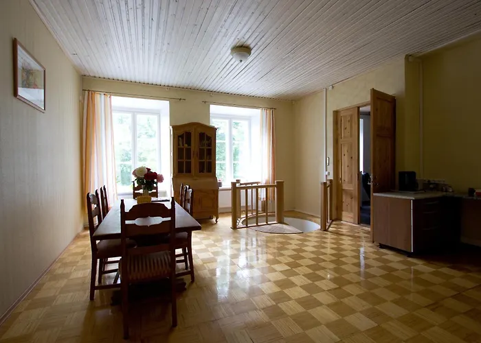Haeska Manor