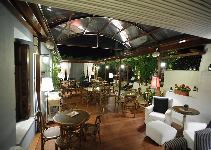 Boutique Hotel Kentrikon & Bungalows
