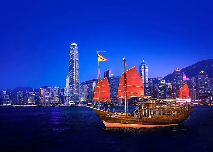 Four Seasons Hotel Hong Kong