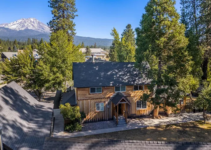 Shasta View Lodge