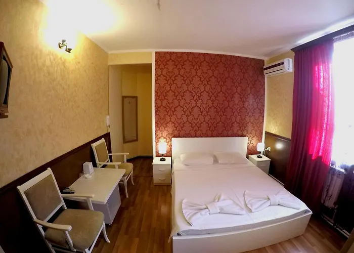 Vayk Hotel