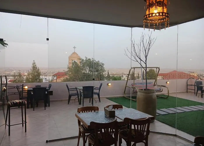 Moab Land Hotel