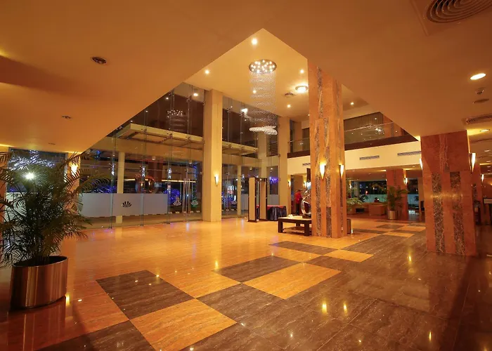 Long Beach Hotel