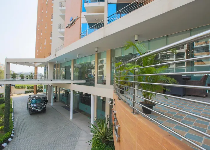 Long Beach Hotel