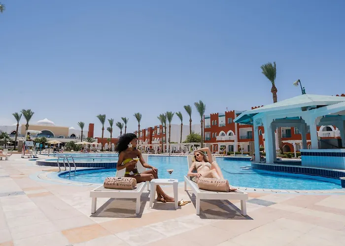 Sunrise Garden Beach Resort