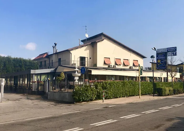 Bella Napoli albergo Chiari