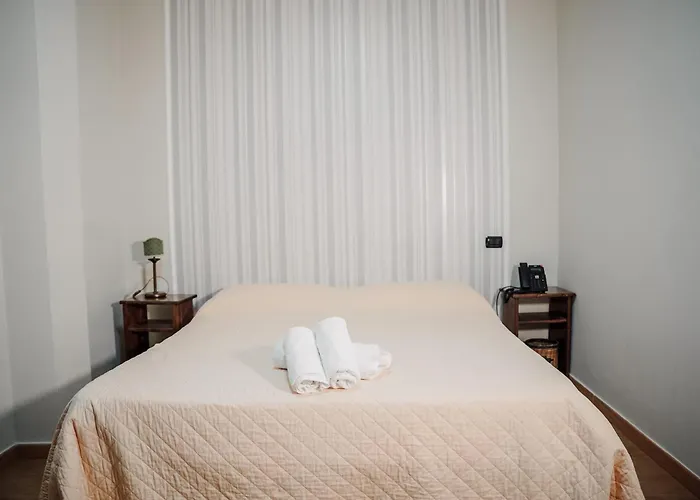 Hotel Ristorante Guardanapoli