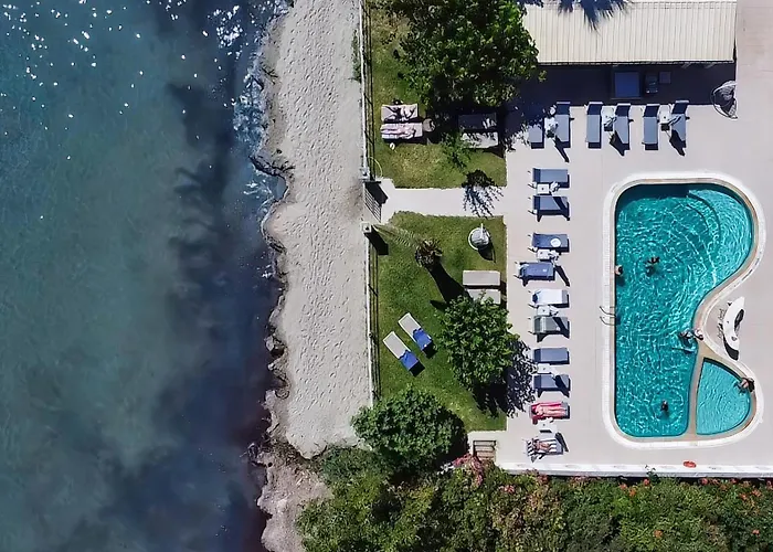 Sirocco Hotel
